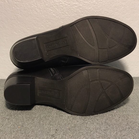 Naturalizer Kepler Block Heel Leather Ankle Boots - Picture 8 of 8